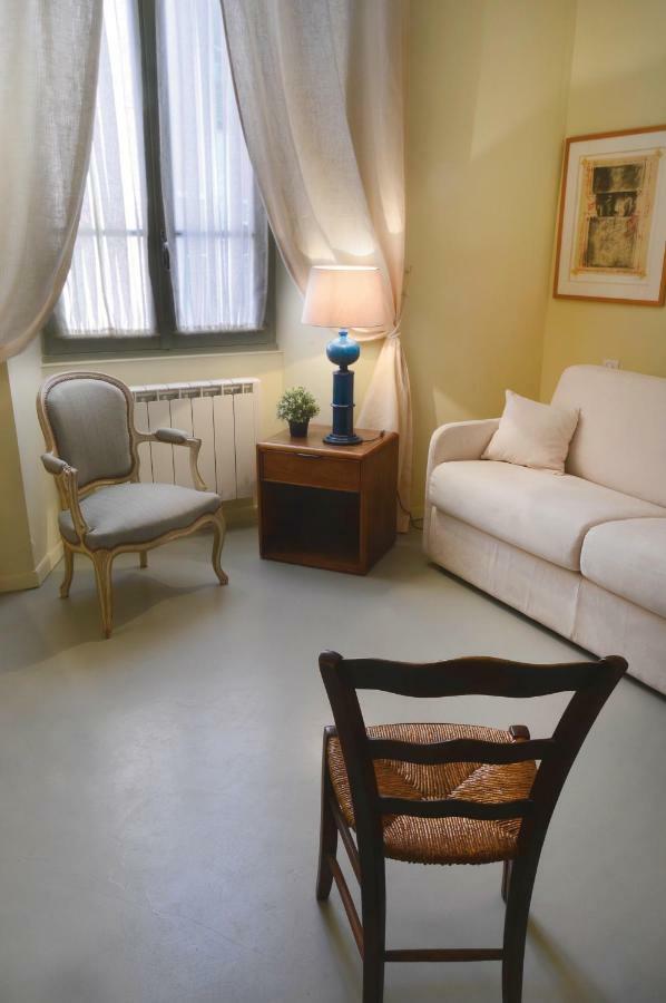 Apartmán La Tour Bouigas LʼIsle-sur-la-Sorgue Exteriér fotografie