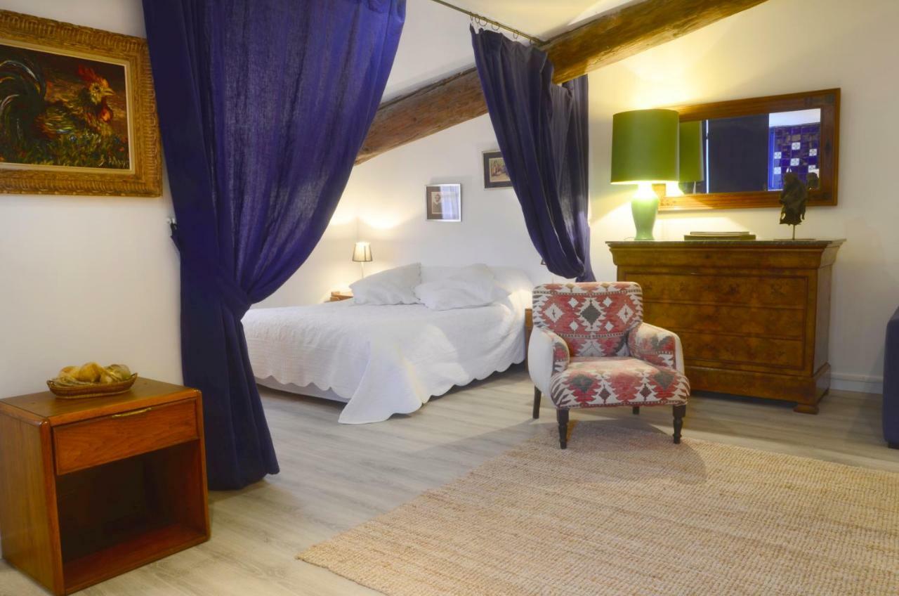 Apartmán La Tour Bouigas LʼIsle-sur-la-Sorgue Exteriér fotografie
